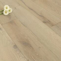 190mm Engineered Rustic Brushed And UV Oiled White Smoked Oak Wood Flooring 2.17m²
