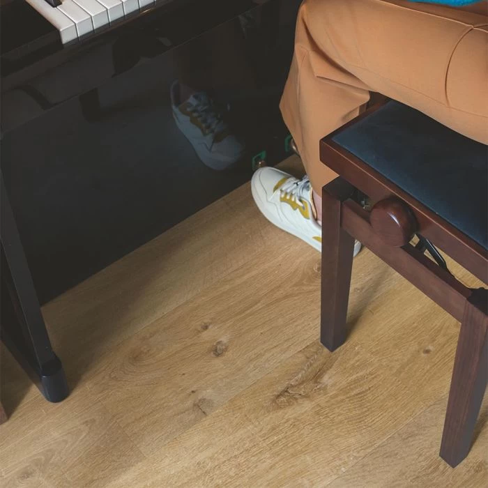 Quick-Step Alpha Vinyl Bloom Cotton Oak Natural AVMPU40104 Rigid Vinyl Flooring - Image 5