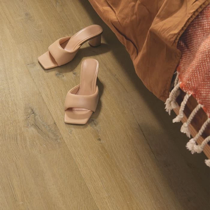 Quick-Step Alpha Vinyl Bloom Cotton Oak Deep Natural AVMPU40203 Rigid Vinyl Flooring - Image 3