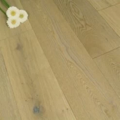 190mm Engineered Rustic Brushed And UV Oiled White Fumed Oak Wood Flooring 2.888m²