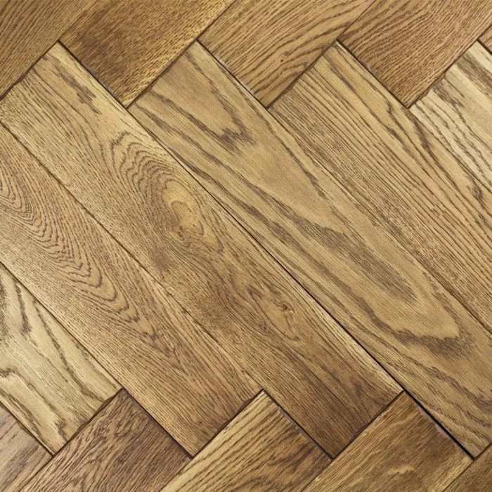 100mm Herringbone Engineered Honey Brushed & Oiled Oak Parquet Wood Flooring 0.5m² - Image 2