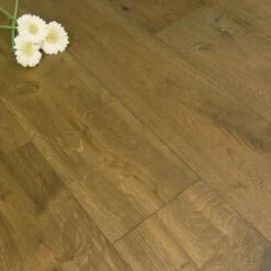 190mm Engineered Rustic Brushed And UV Oiled Smoked Toffee Oak Wood Flooring 2.17m²