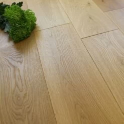 190mm Engineered Rustic Brushed And Oiled Oak Wood Flooring 2.09m²