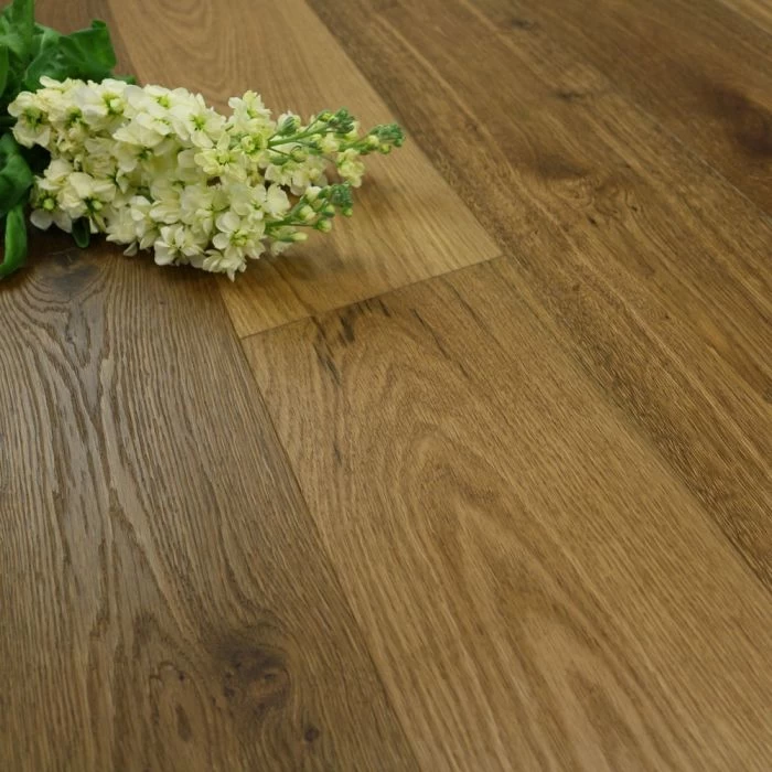 190mm Handscraped & UV Oiled Engineered Golden Bronze Oak Wood Flooring 2.17m²