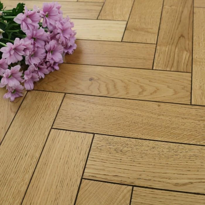 90mm Herringbone Engineered Golden Rustic Matt Lacquered Parquet Wood Flooring 1.1664m²