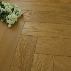 120mm Herringbone Brushed & Matt Lacquered Engineered Butterscotch Oak Parquet Wood Flooring 0.864m²